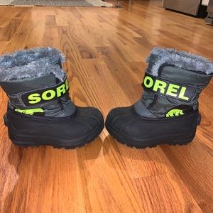 Sorel snow winter boots toddler